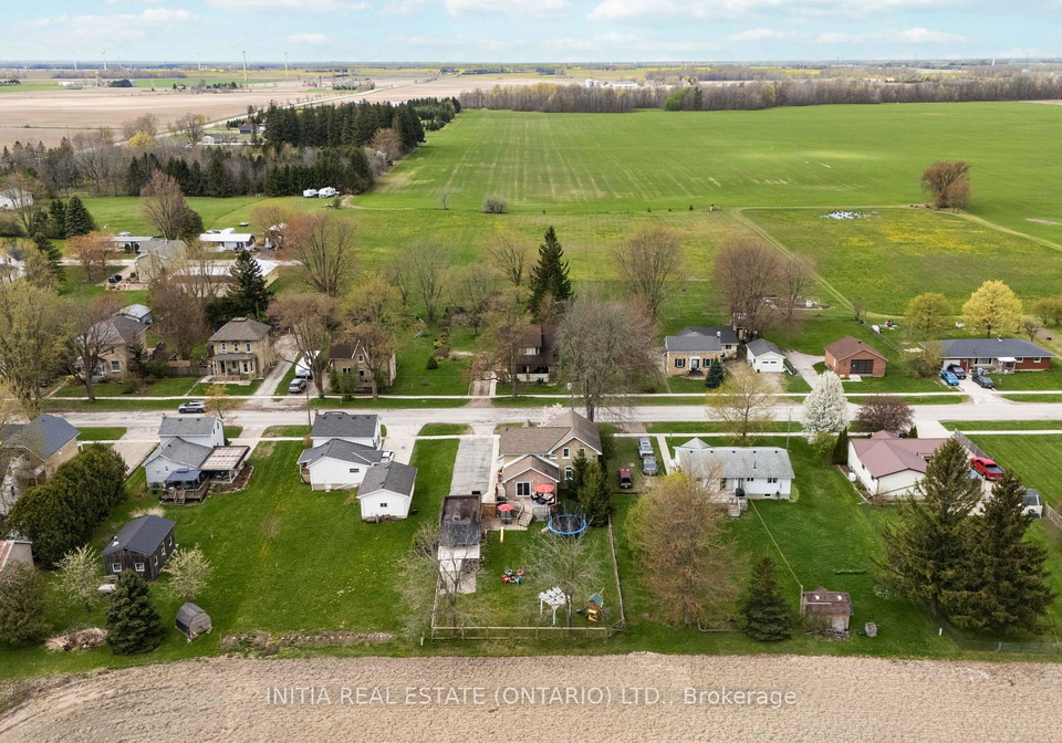 31-king-street-n-south-huron-ontario-x13080198