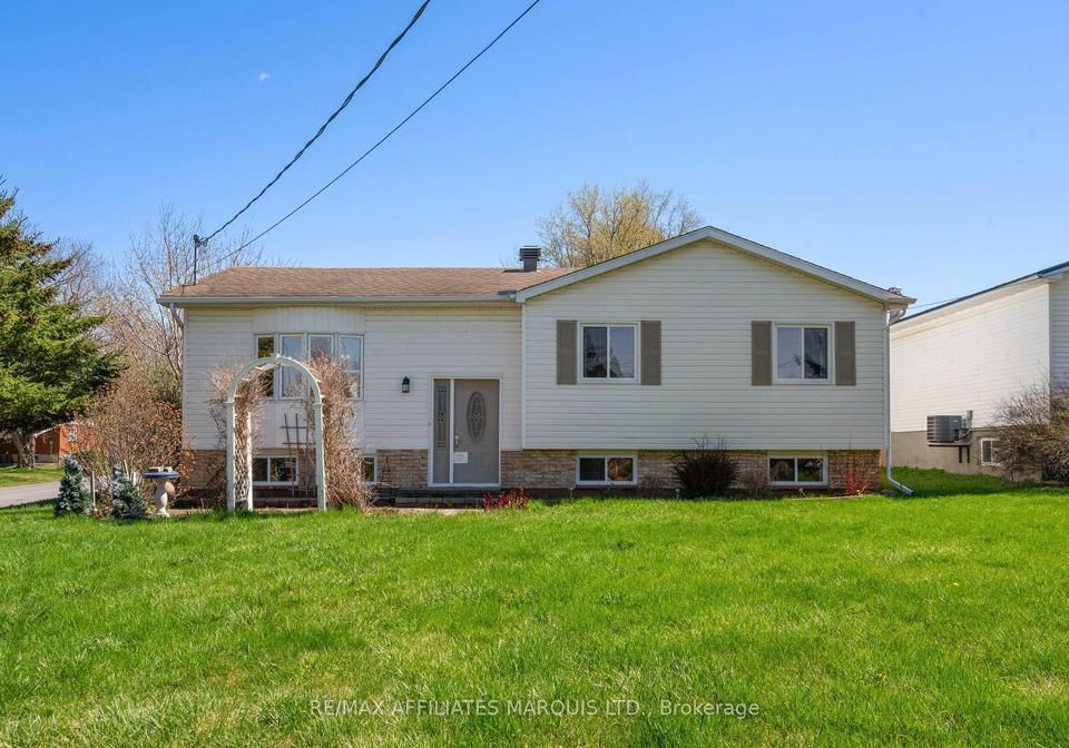 3497-bruce-street-south-stormont-ontario-x13080348