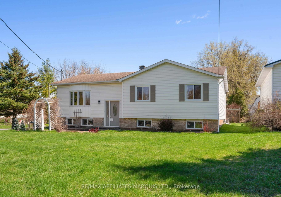 3497-bruce-street-south-stormont-ontario-x13080348