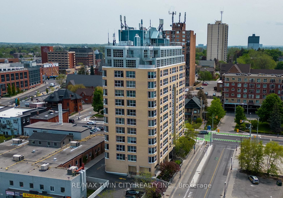 150-queen-street-s-kitchener-ontario-x13080422