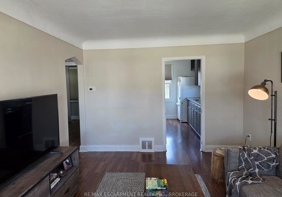 122-east-25th-street-hamilton-ontario-x13080436