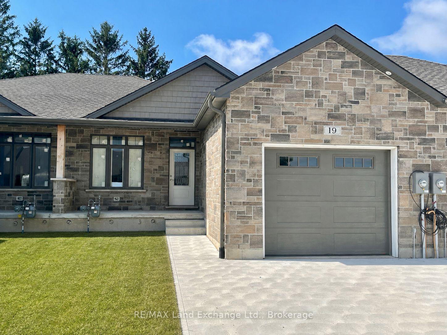 19-nyah-court-kincardine-ontario-x13080440