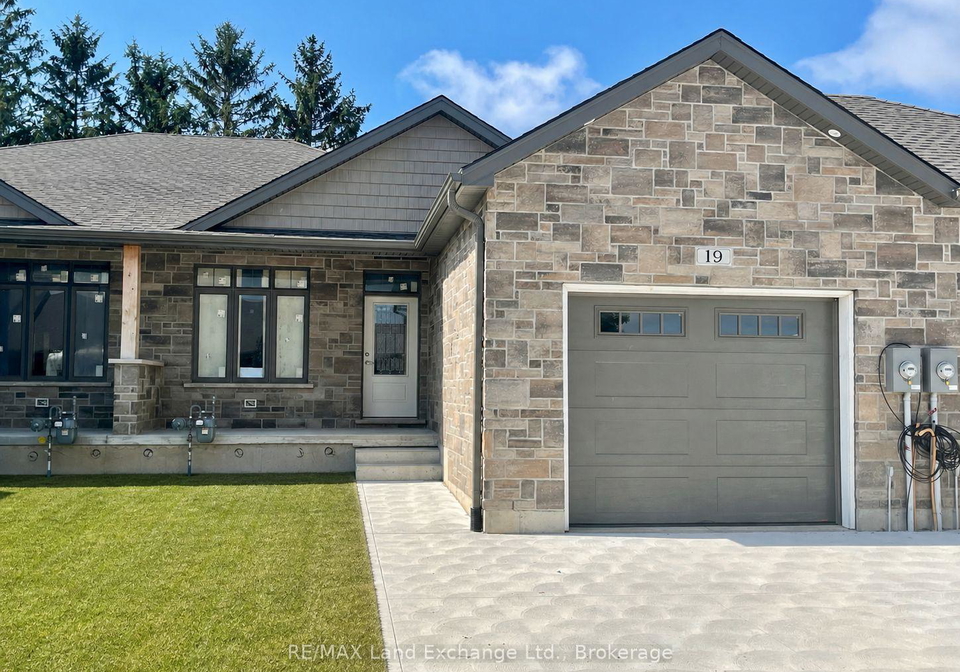 19-nyah-court-kincardine-ontario-x13080440