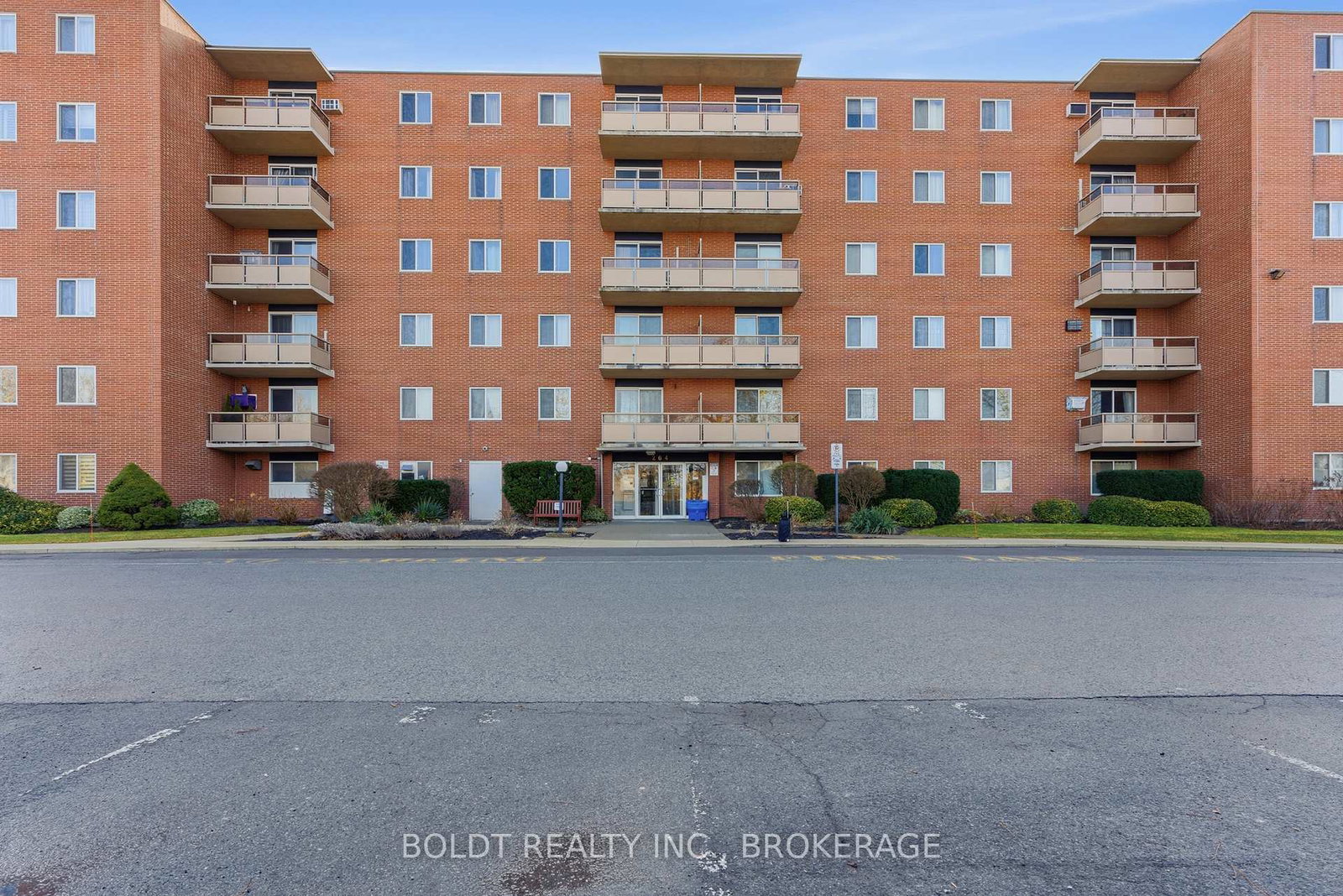 264-grantham-avenue-st-catharines-ontario-x13080474