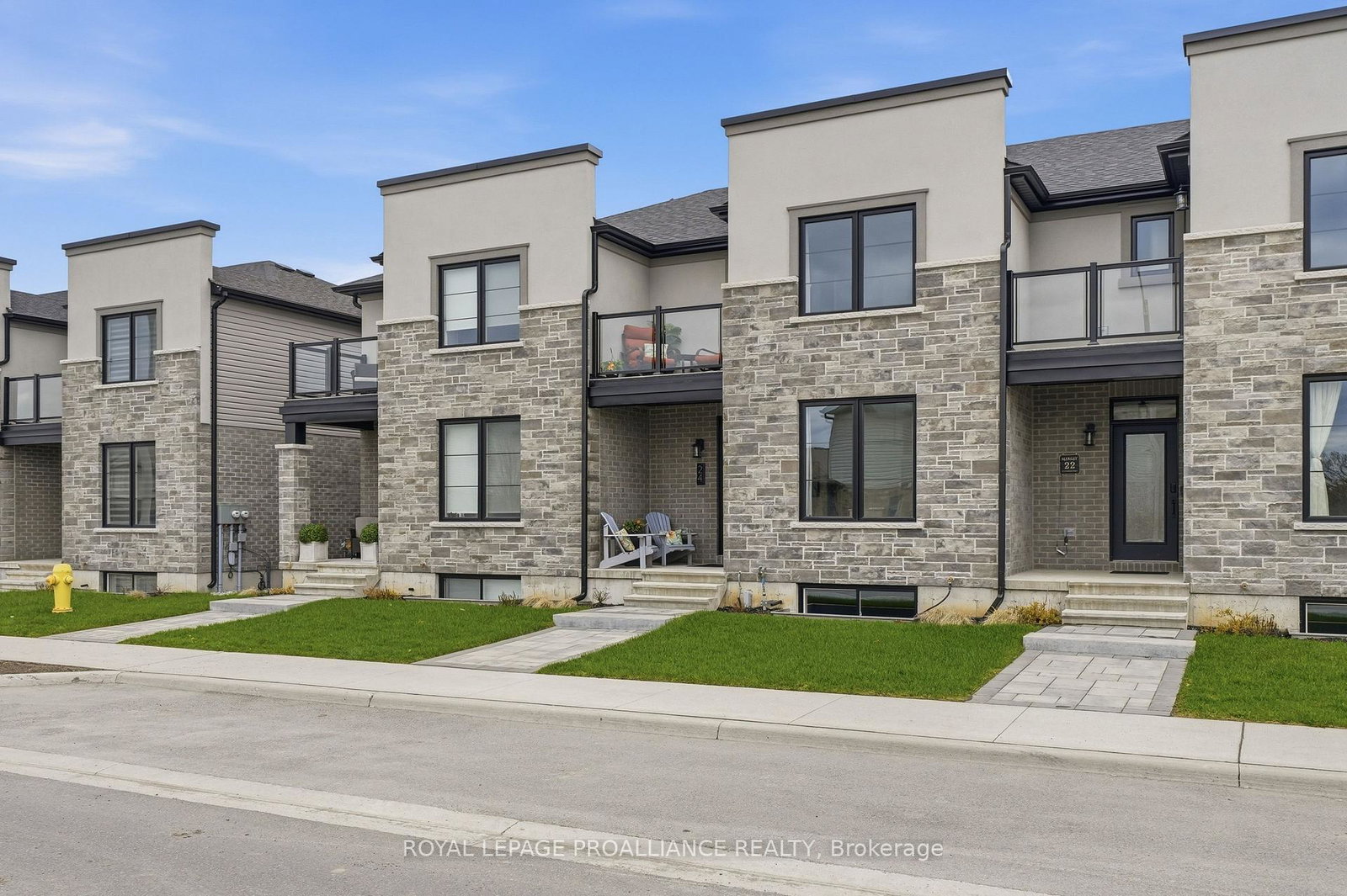 24-riverstone-way-belleville-ontario-x13080680