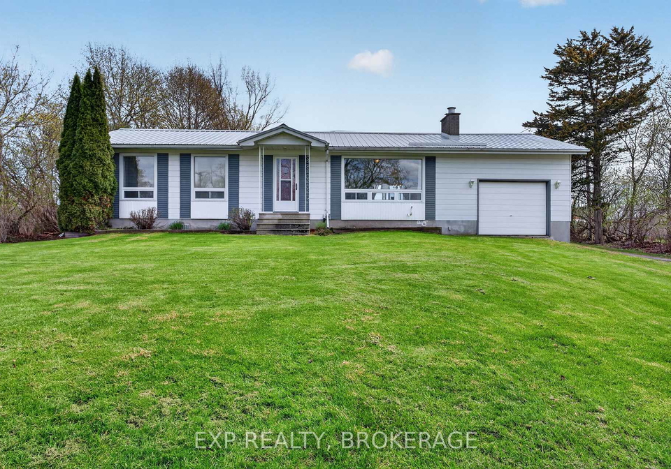 29-hillcrest-street-frontenac-islands-ontario-x13080700