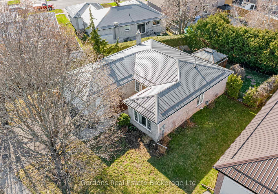 49-corneil-street-kawartha-lakes-ontario-x13080778