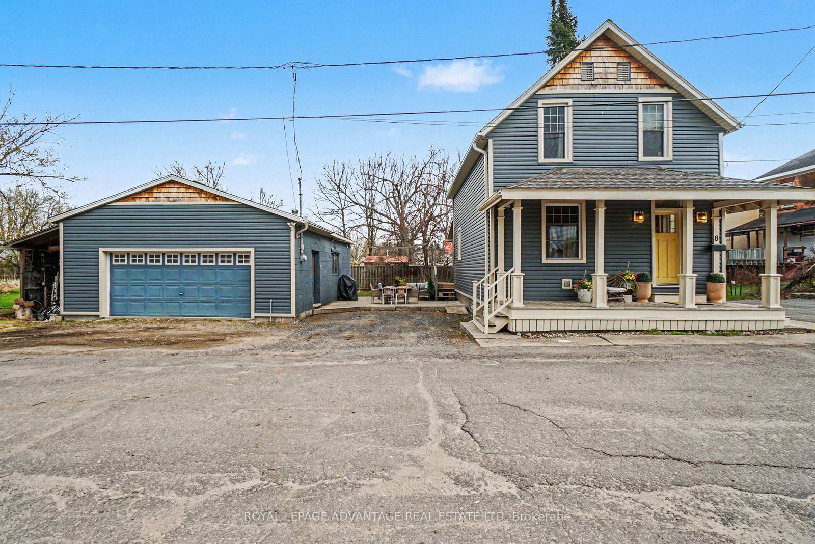 8-harvey-street-perth-ontario-x13081046