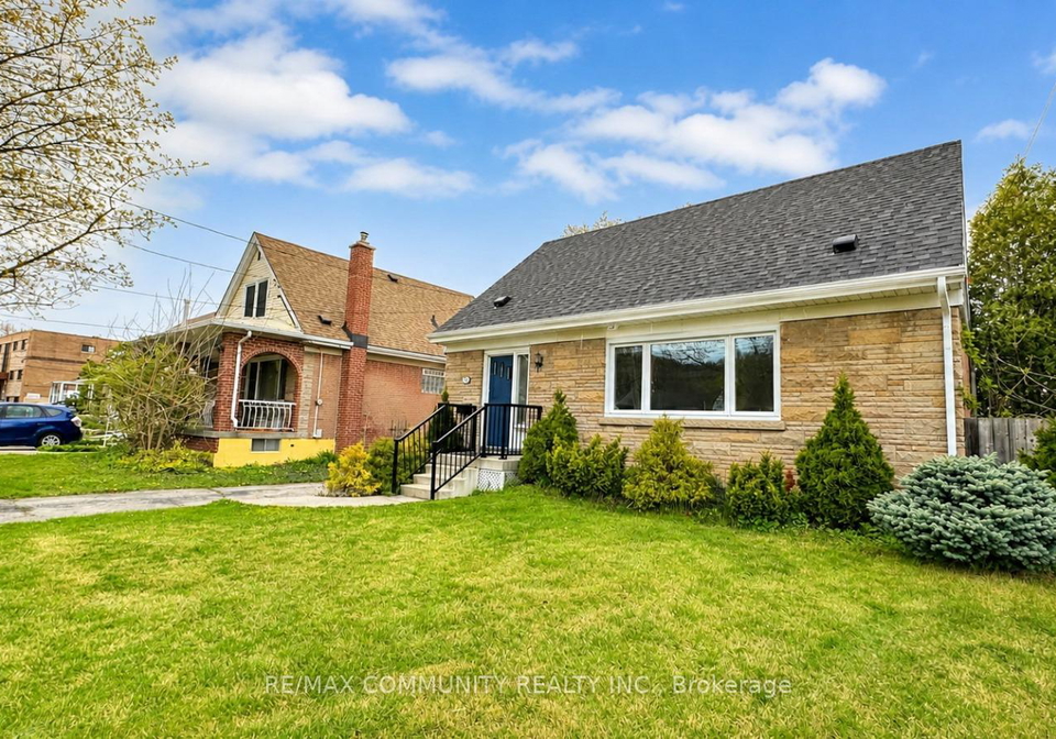 386-whitney-avenue-hamilton-ontario-x13081062