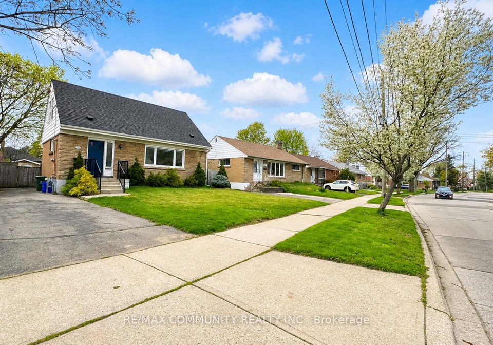 386-whitney-avenue-hamilton-ontario-x13081062