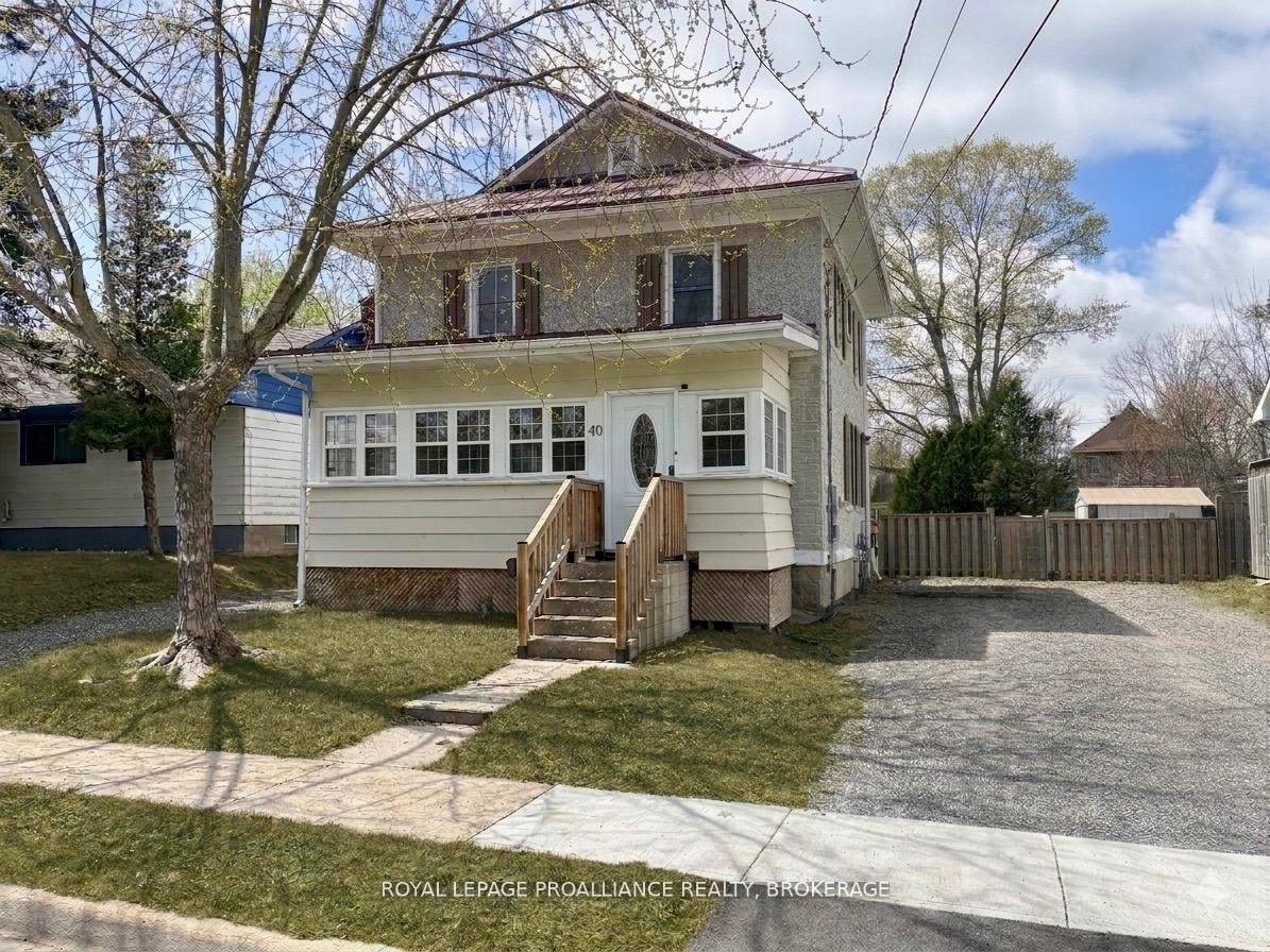 40-elm-street-gananoque-ontario-x13081100