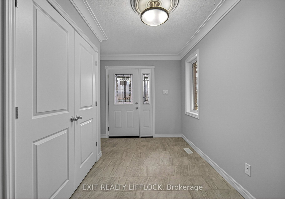 220-oneil-street-peterborough-ontario-x13081216