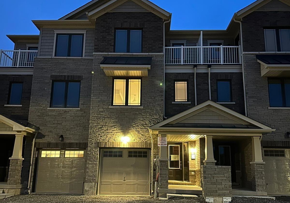 21-baskett-street-brantford-ontario-x13081274