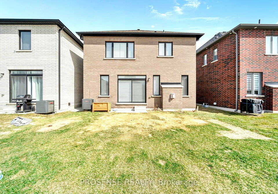 37-corley-street-kawartha-lakes-ontario-x13081300