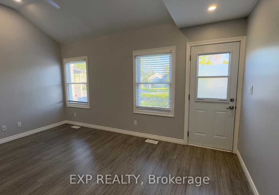 5-plymouth-avenue-st-catharines-ontario-x13081398