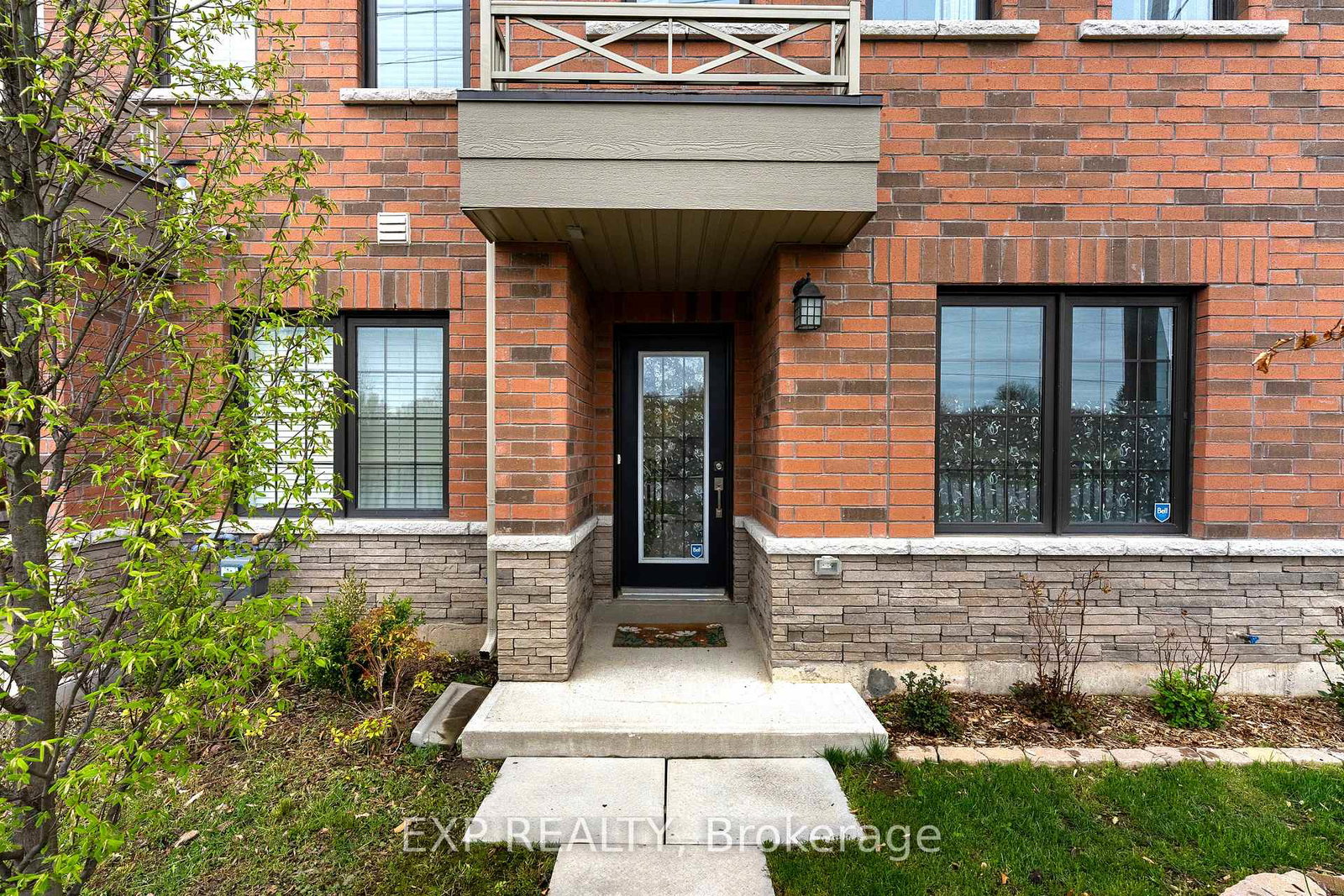 8317-mulberry-drive-niagara-falls-ontario-x13082084