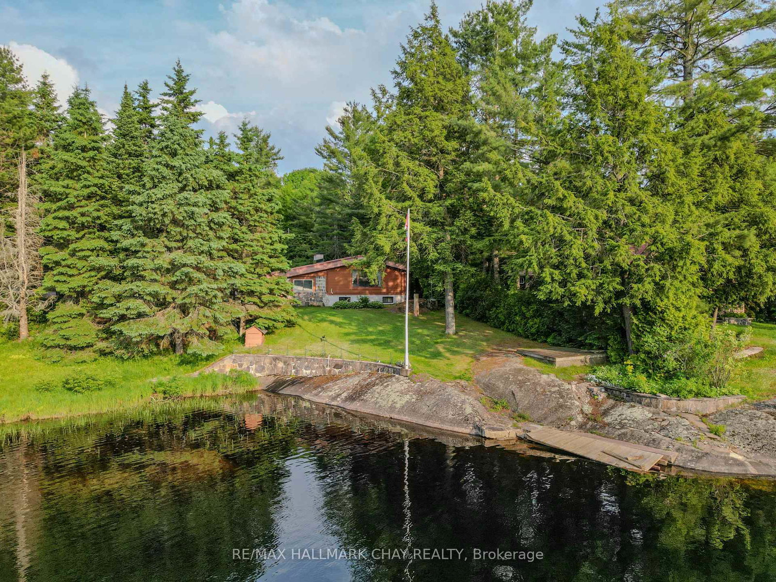 1070-chaikof-road-bracebridge-ontario-x13082394