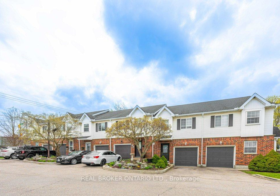 185-highland-crescent-kitchener-ontario-x13082556