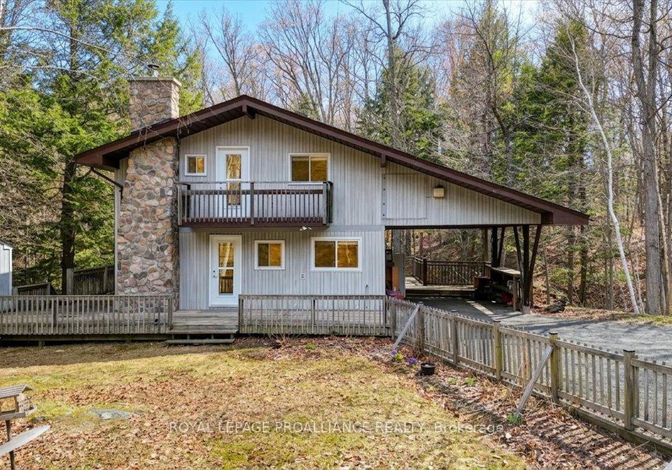 1407-spooks-bay-lane-highlands-east-ontario-x13082710