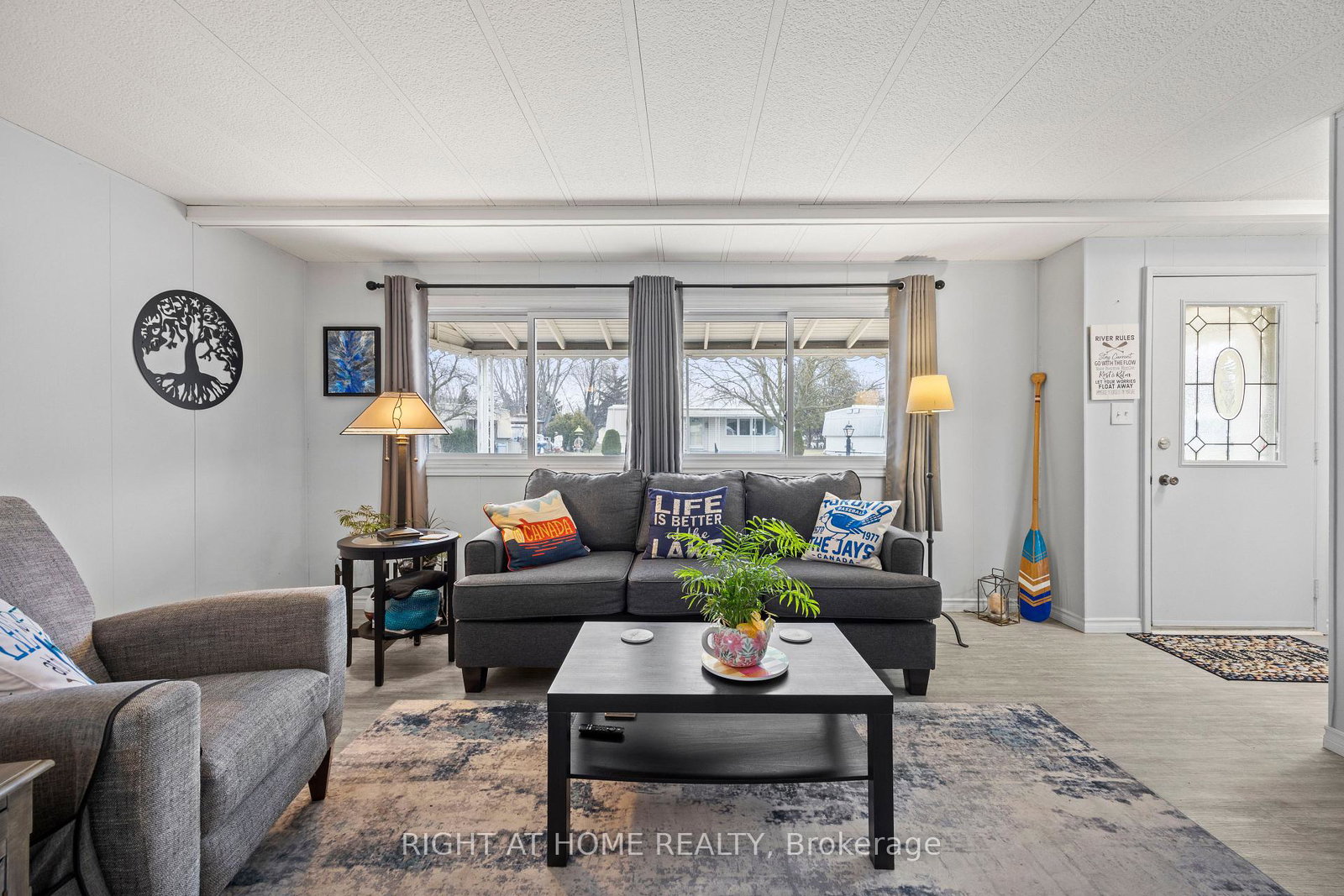 264-highland-springs-south-huron-ontario-x13082798