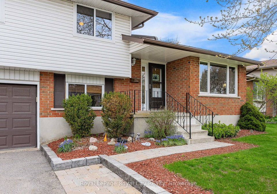 16-sanderson-drive-guelph-ontario-x13083108