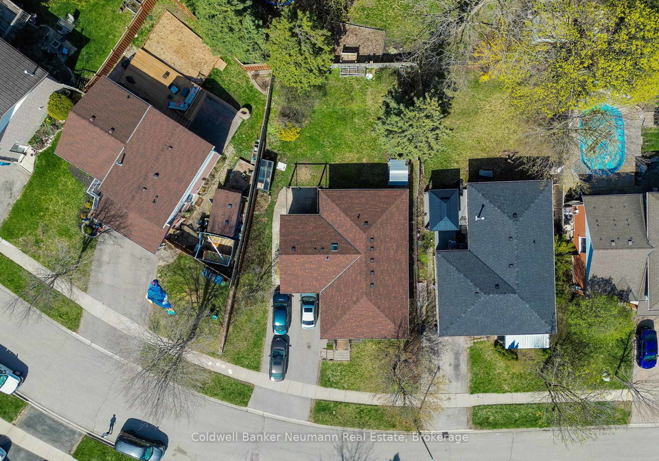 37-dunhill-crescent-guelph-ontario-x13083154