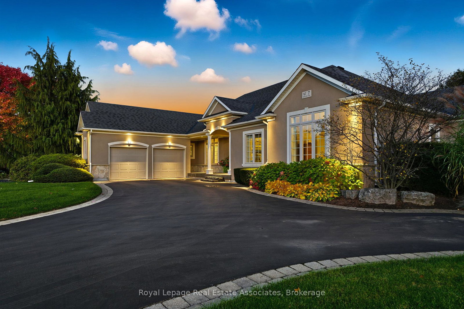 7-appaloosa-trail-hamilton-ontario-x13083186