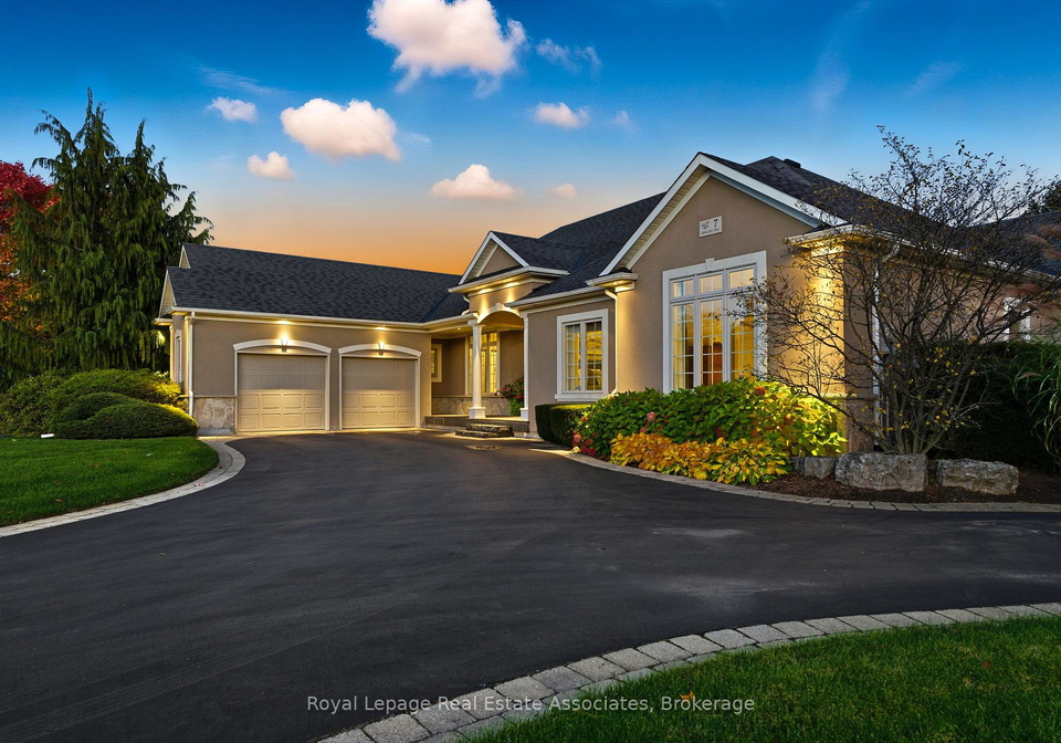 7-appaloosa-trail-hamilton-ontario-x13083186