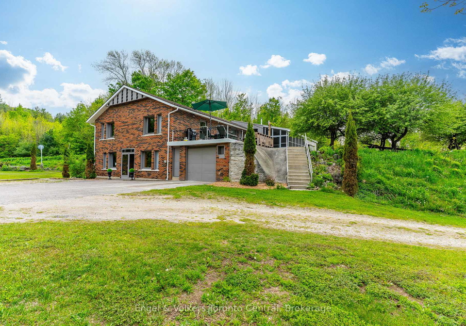 215588-concession-4-chatsworth-ontario-x13083238