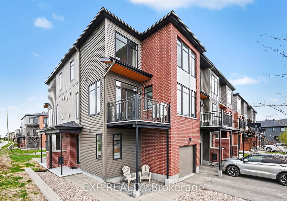 82-franchise-private-kanata-ontario-x13083254