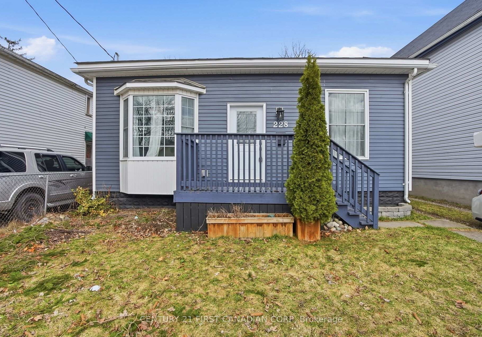 228-south-street-london-east-ontario-x13083334