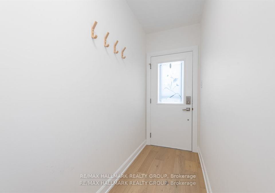 324-montfort-street-ottawa-ontario-x13083382