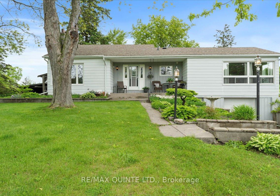 404-bridge-street-w-belleville-ontario-x13083600