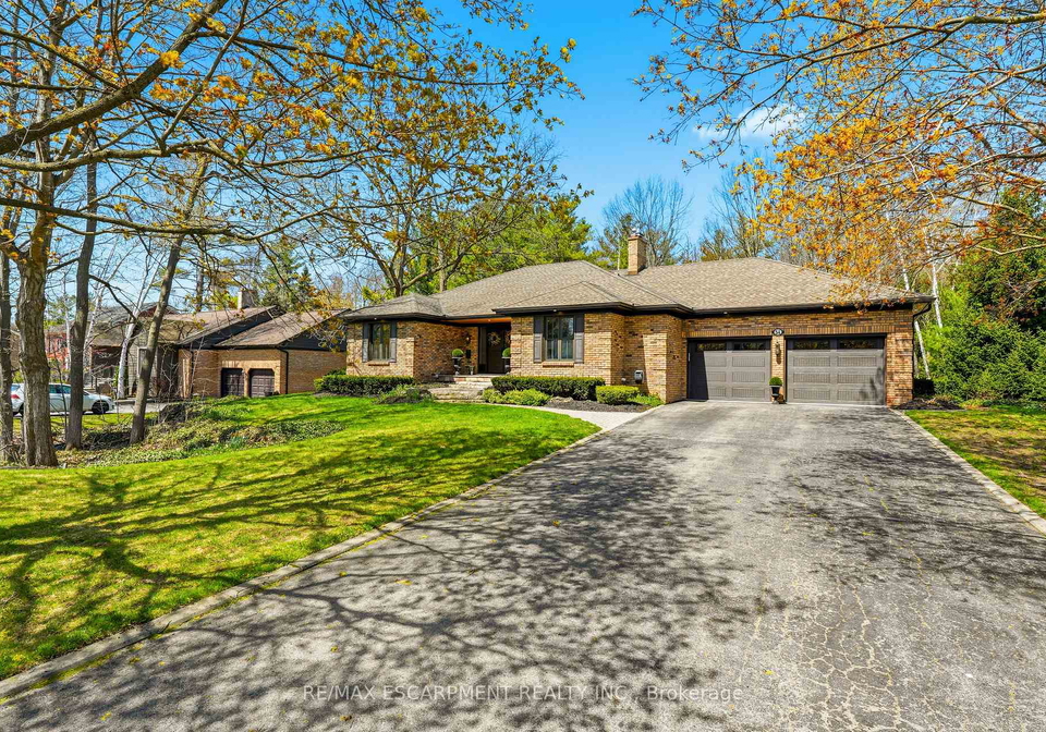 54-acredale-drive-hamilton-ontario-x13083664