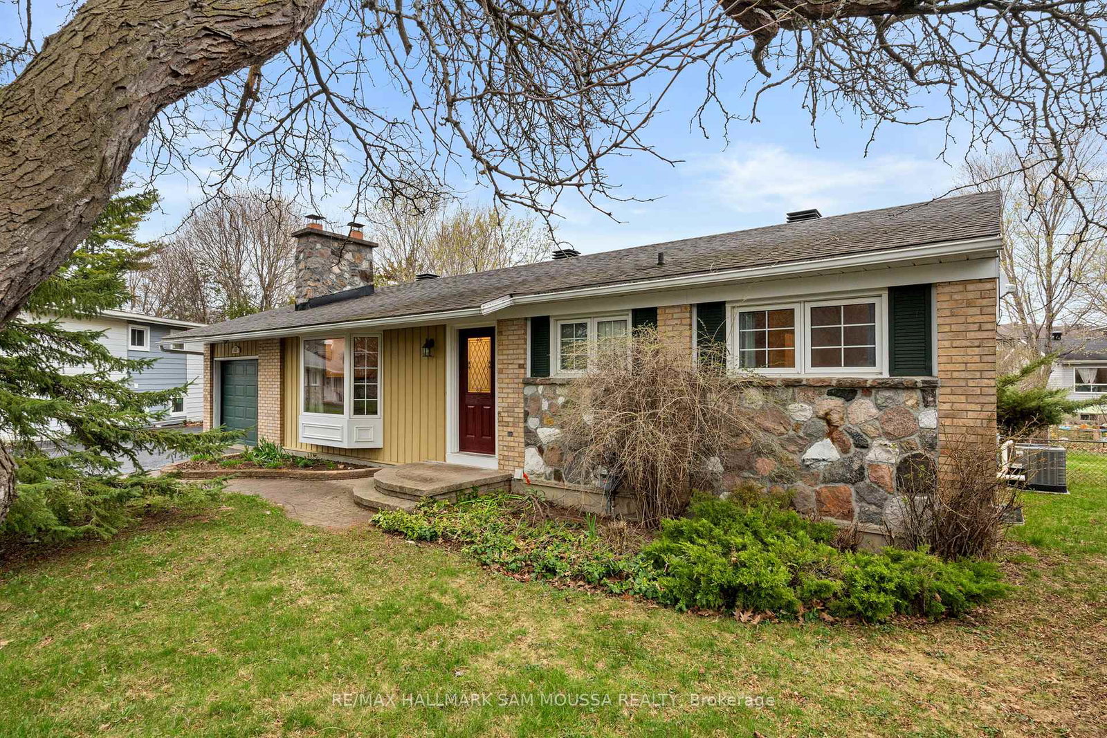 11-springdale-crescent-ottawa-ontario-x13083798