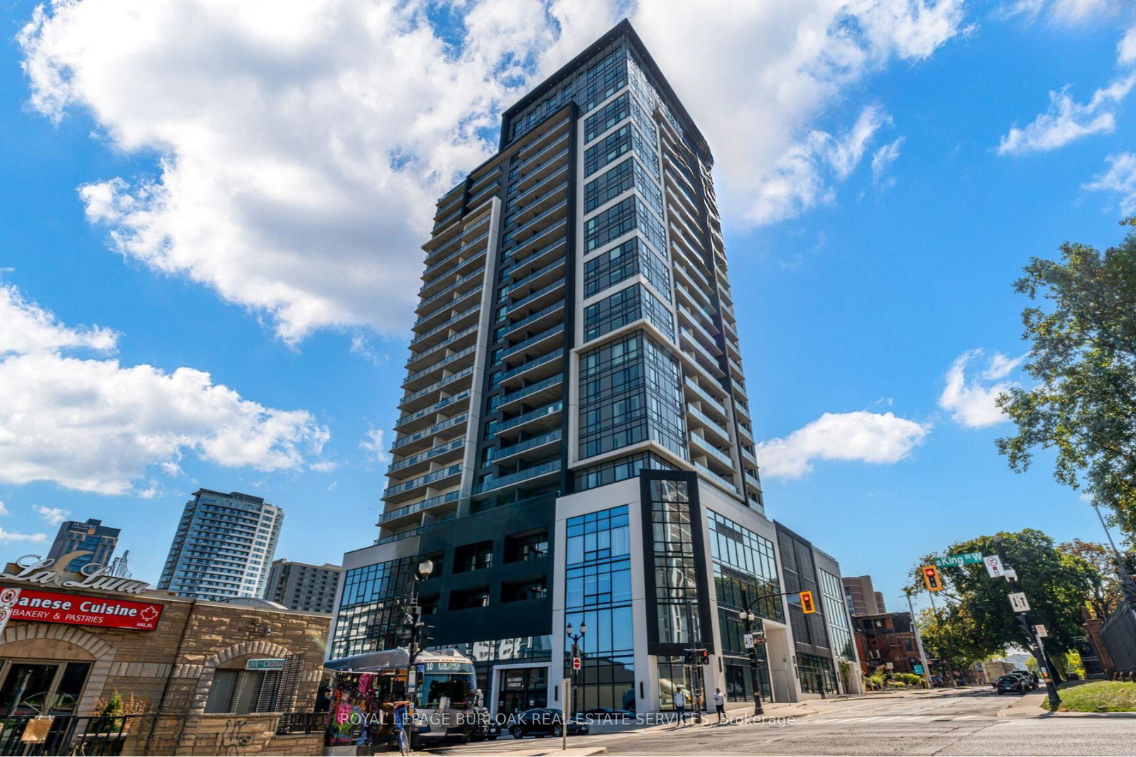 15-queen-street-s-hamilton-ontario-x13083842