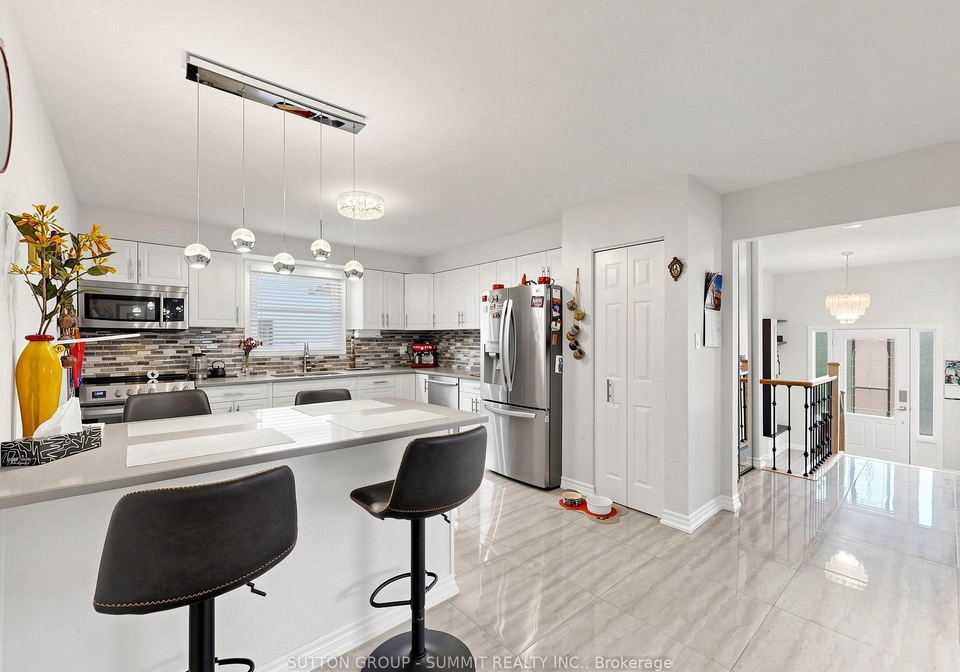 32-harbrite-drive-hamilton-ontario-x13083858
