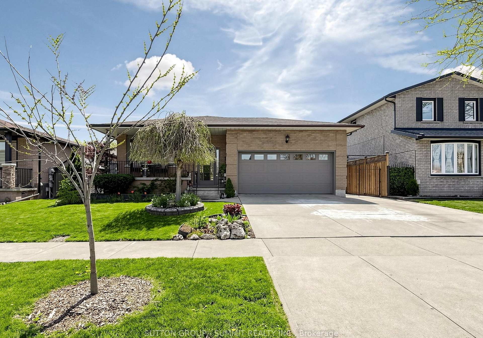 32-harbrite-drive-hamilton-ontario-x13083858