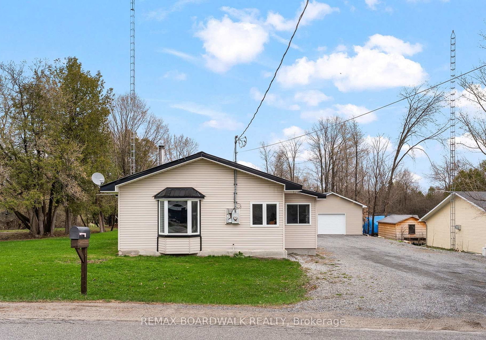 640-ramsay-concession-4a-concession-mississippi-mills-ontario-x13083928
