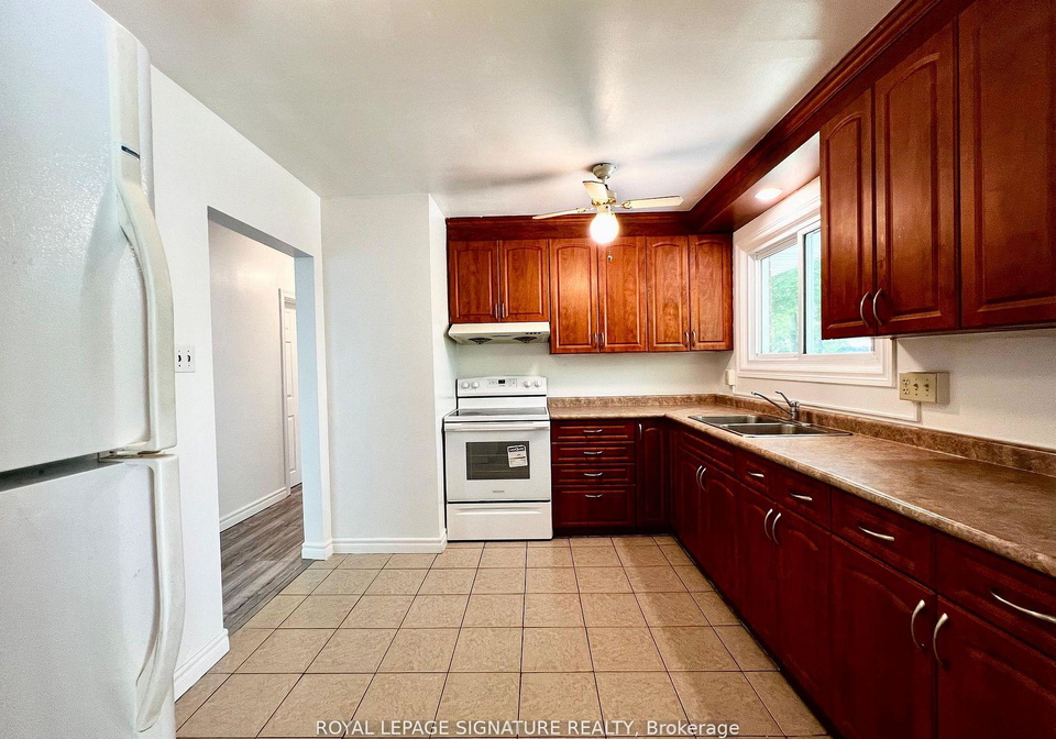 194-cedarbrae-avenue-waterloo-ontario-x13084308