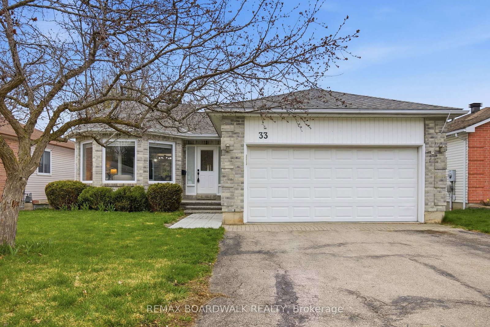 33-treelawn-boulevard-perth-ontario-x13084402