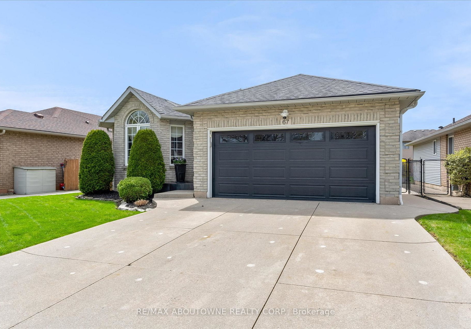 67-loneoak-crescent-hamilton-ontario-x13084490
