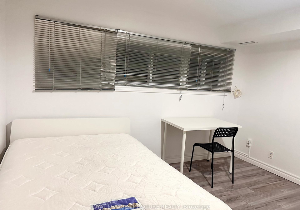 194-cedarbrae-avenue-waterloo-ontario-x13084588