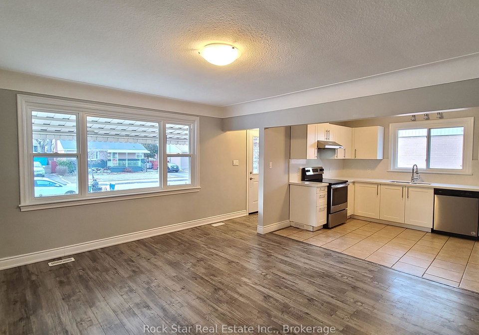 313-east-33rd-street-hamilton-ontario-x13084772