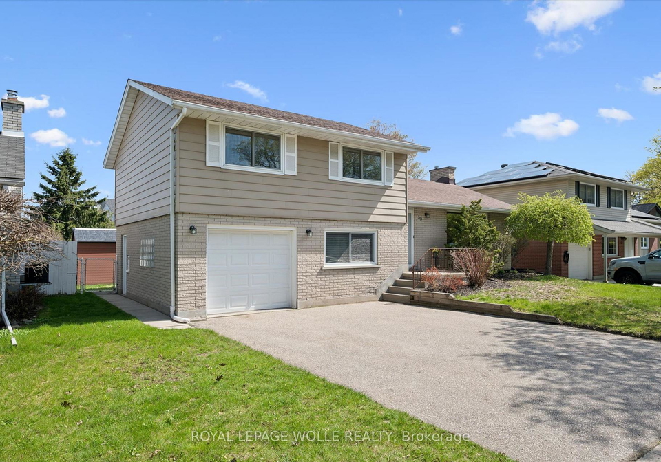 39-charlotte-crescent-kitchener-ontario-x13084790