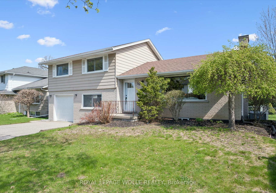 39-charlotte-crescent-kitchener-ontario-x13084790