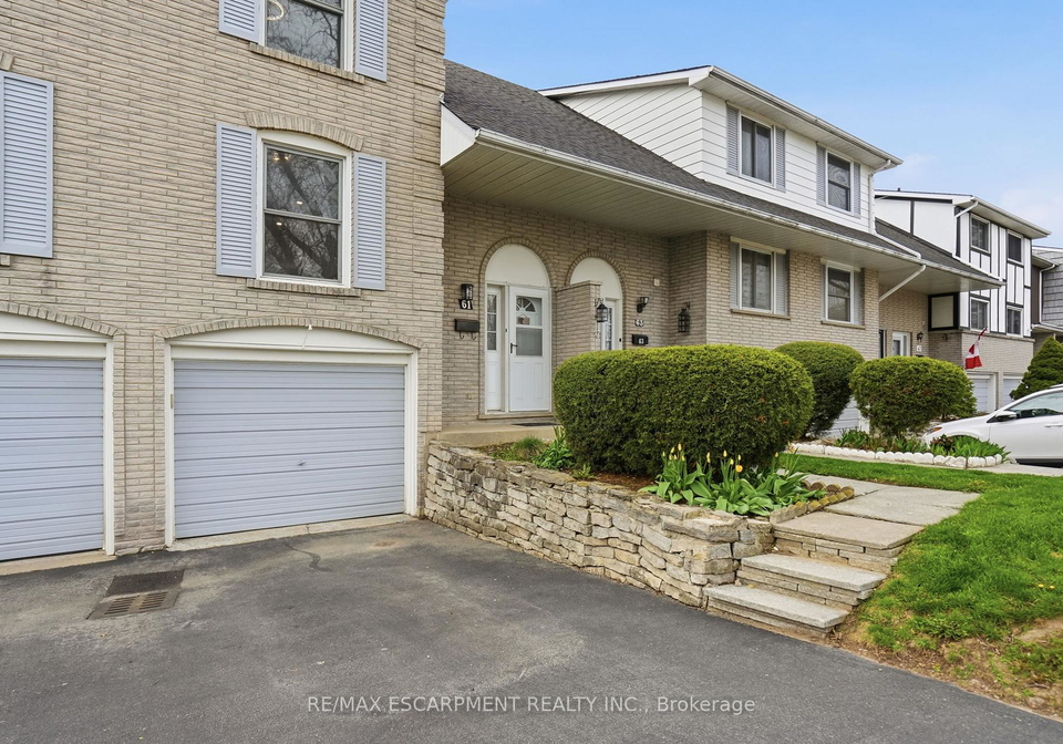 albright-road-hamilton-ontario-x13084840