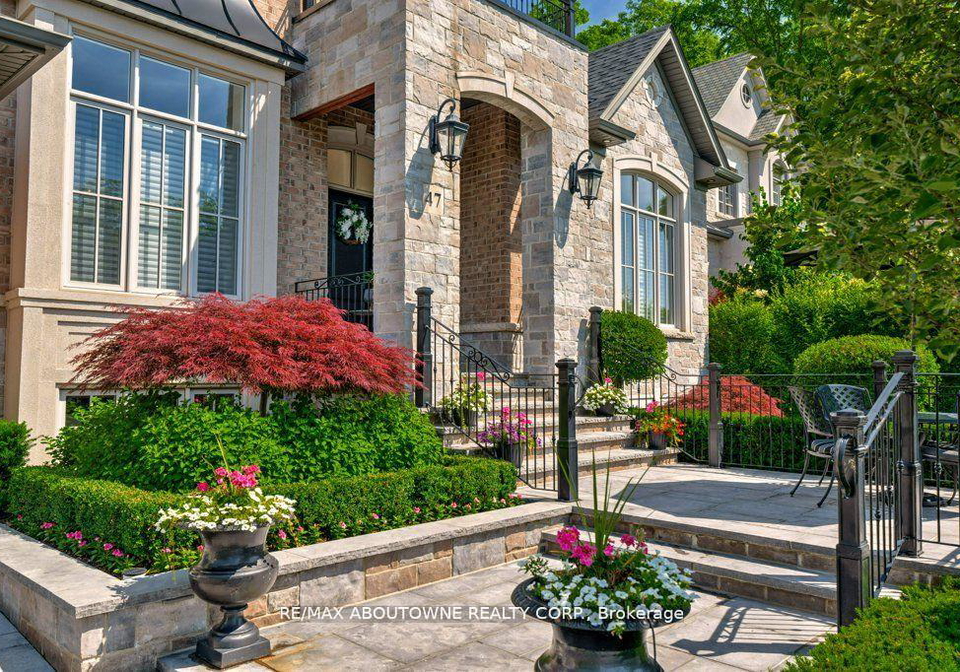 47-legacy-lane-hamilton-ontario-x13085012