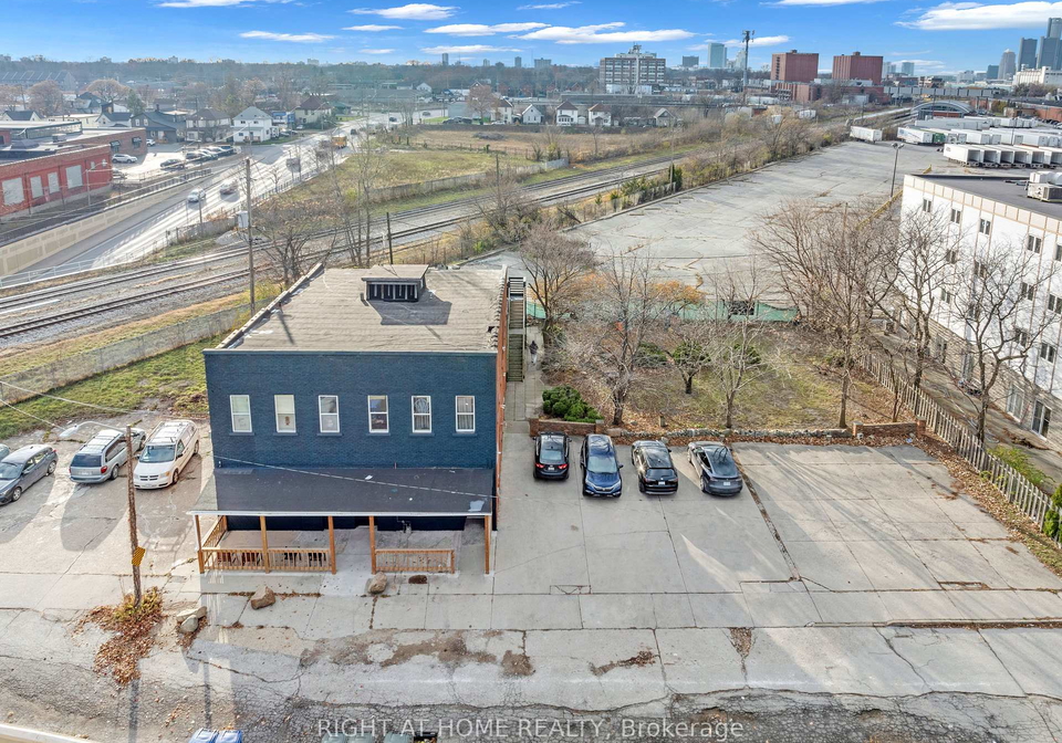 279-drouillard-road-windsor-ontario-x13085140