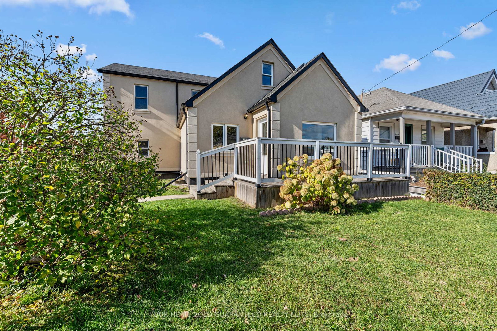 233-normanhurst-avenue-hamilton-ontario-x13085286